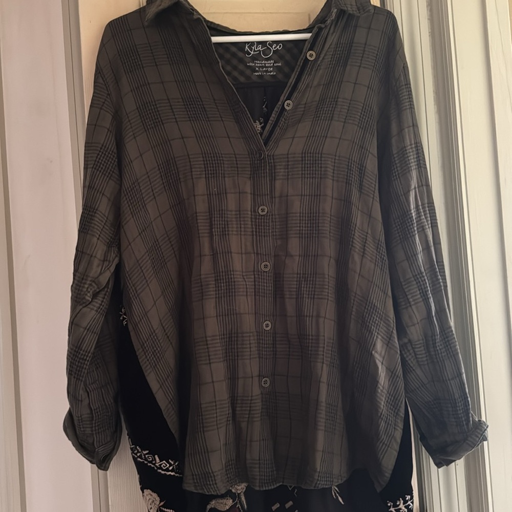 Kyla Seo Plaid-Velvet Embroidered Back Button Up Tunic Top Boho Size XL.